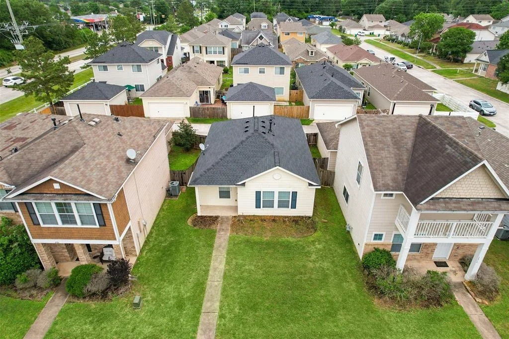 Photo of 4030 Mossy Place Lane