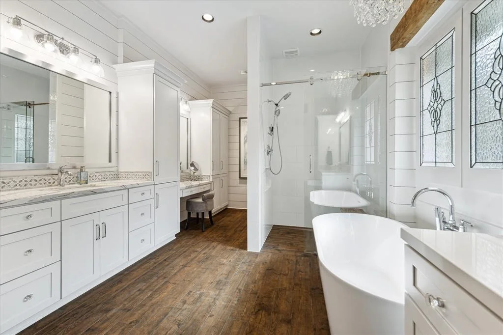 Photo of 6815 American Elm Lane