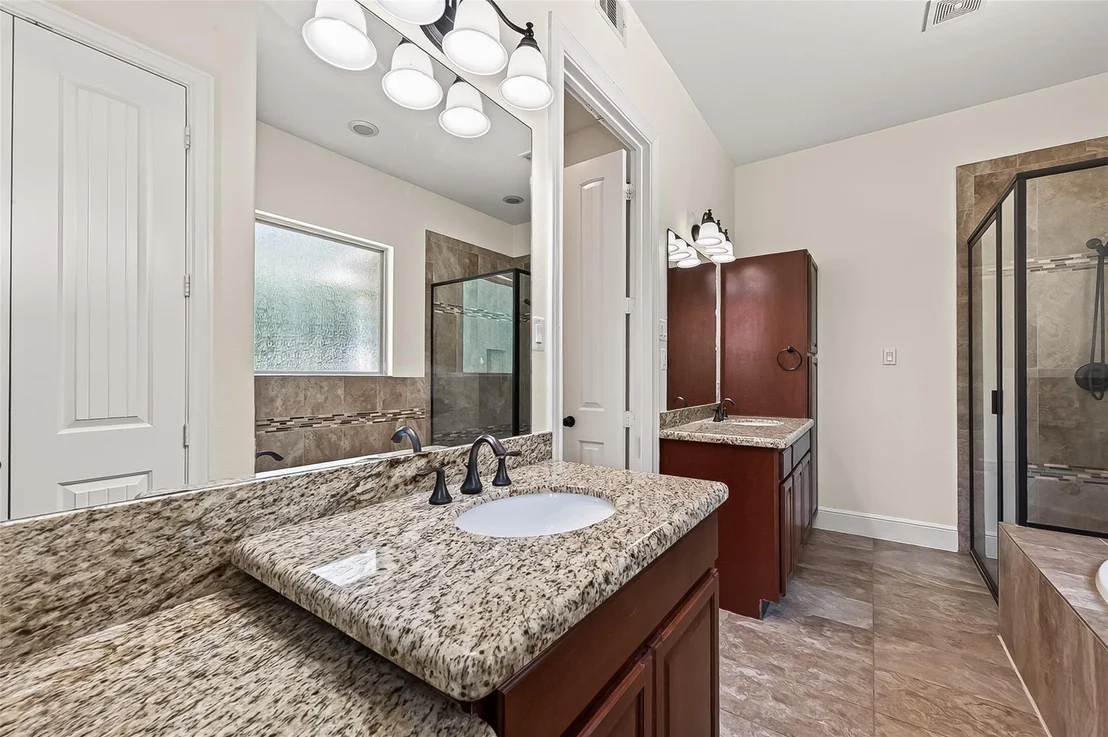 Photo of 22040 Robins Road