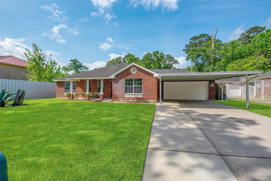 Photo of 25610 Dogwood Lane