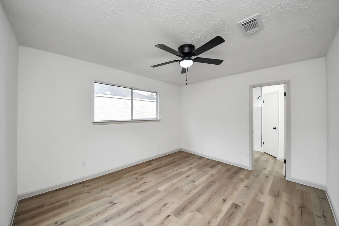 Photo of 10915 Berry Tree Drive