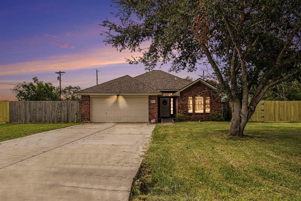 Photo of 19198 Stoneforest Road