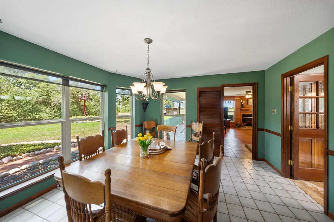 Photo of 25948 Nelson Road