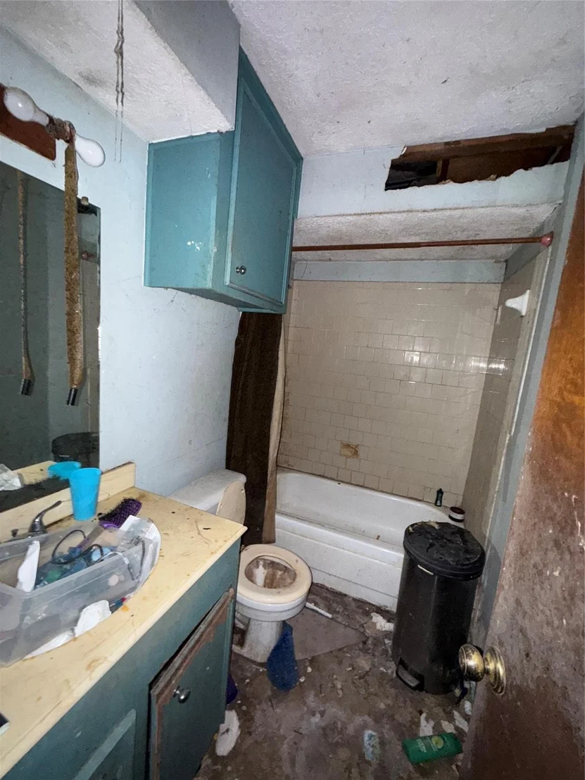 Photo of 31 May Cox Road