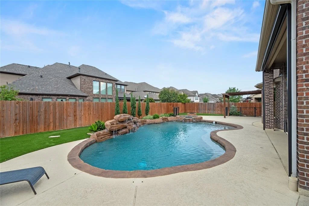 Photo of 19422 Meadow Lakes Drive