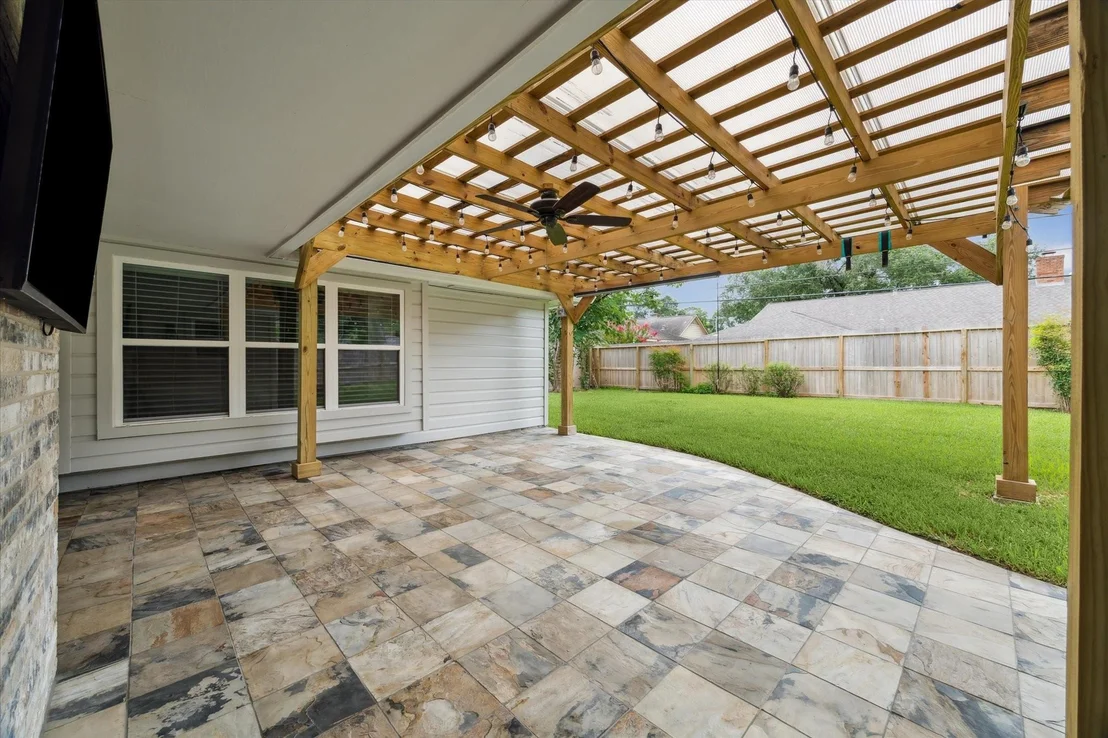 Photo of 2523 Moss Hill Drive