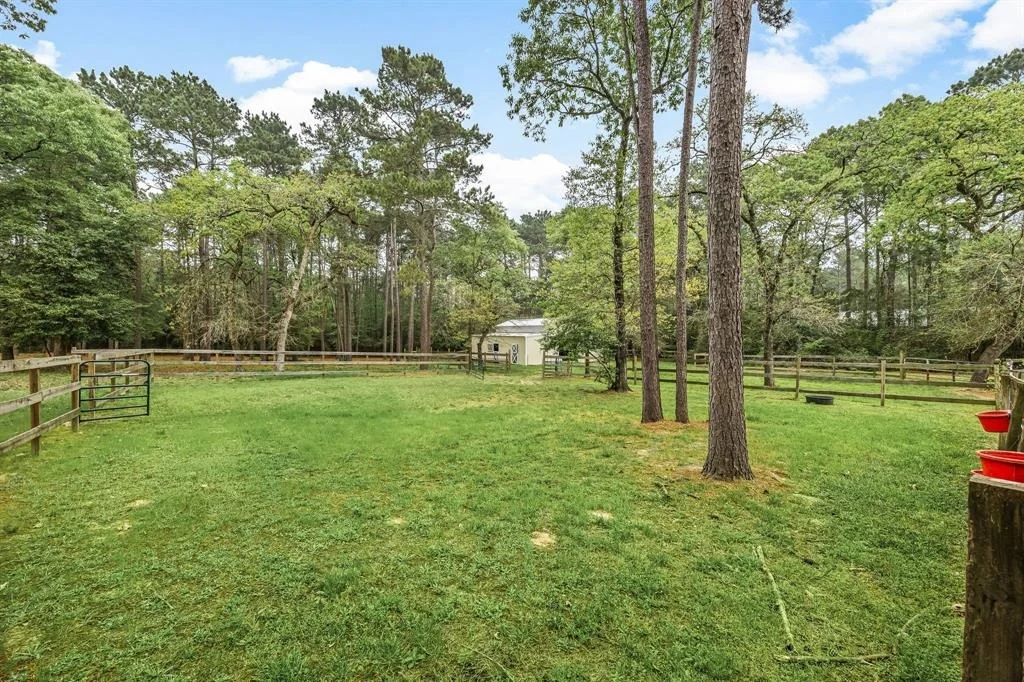 Photo of 10505 Crown Ranch Boulevard