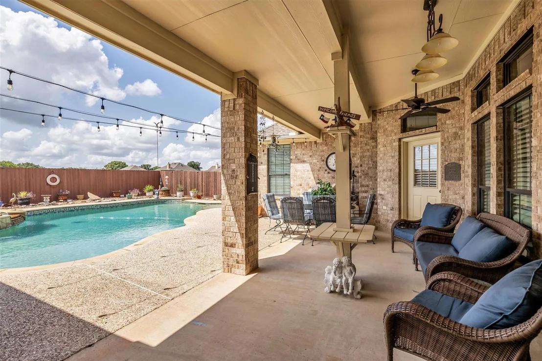Photo of 1813 Mesa Verde Drive