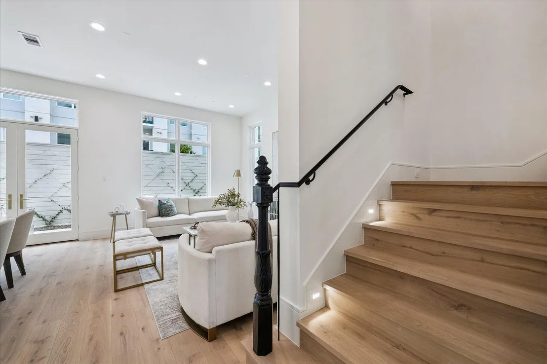 Photo of 19 Wentworth Gate Path