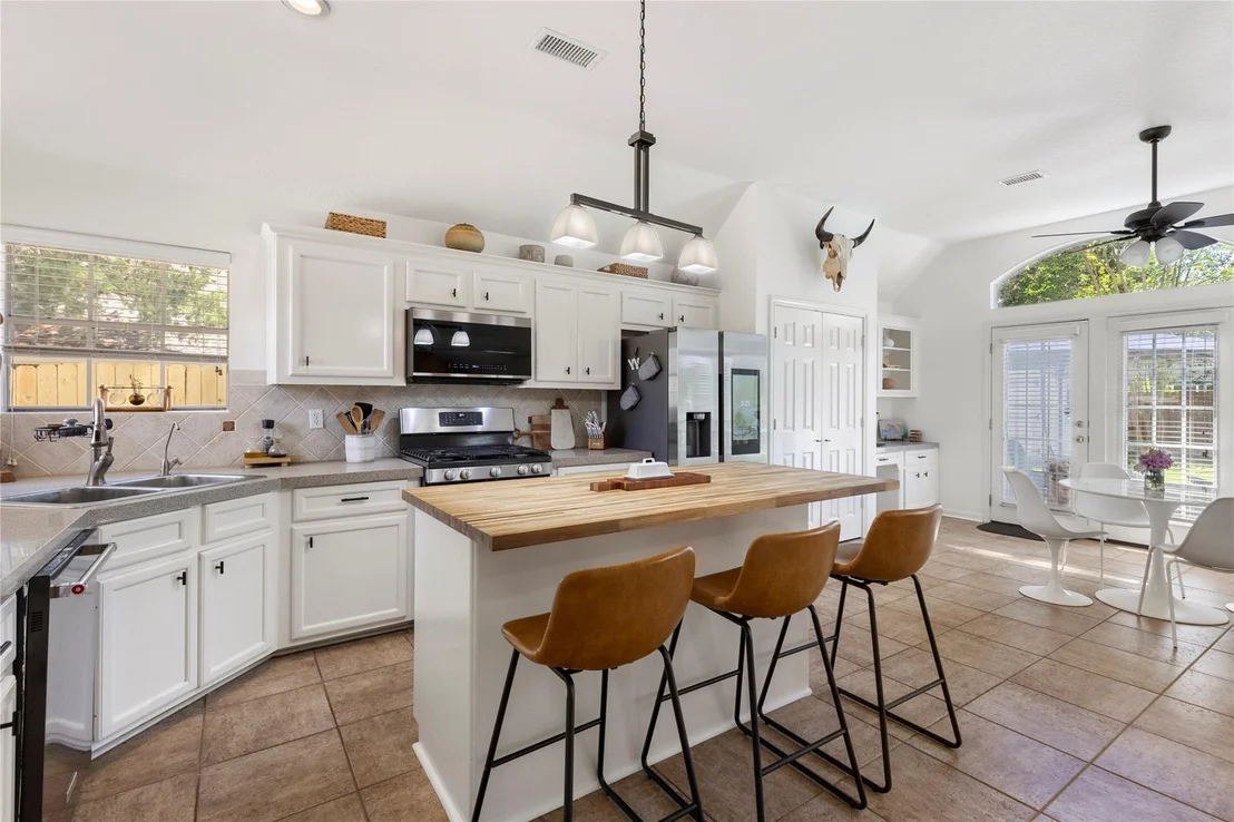 Photo of 756 Forest Lane Drive