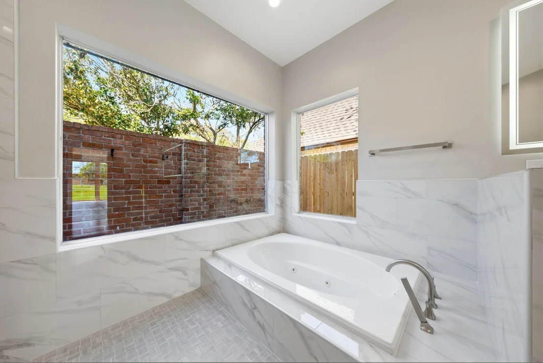 Photo of 703 Montclair Boulevard