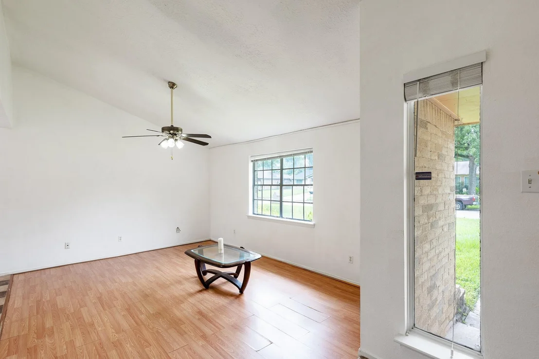 Photo of 4423 Mossygate Drive
