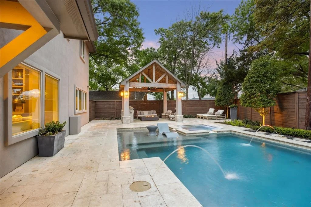 Photo of 1605 Cranway Drive
