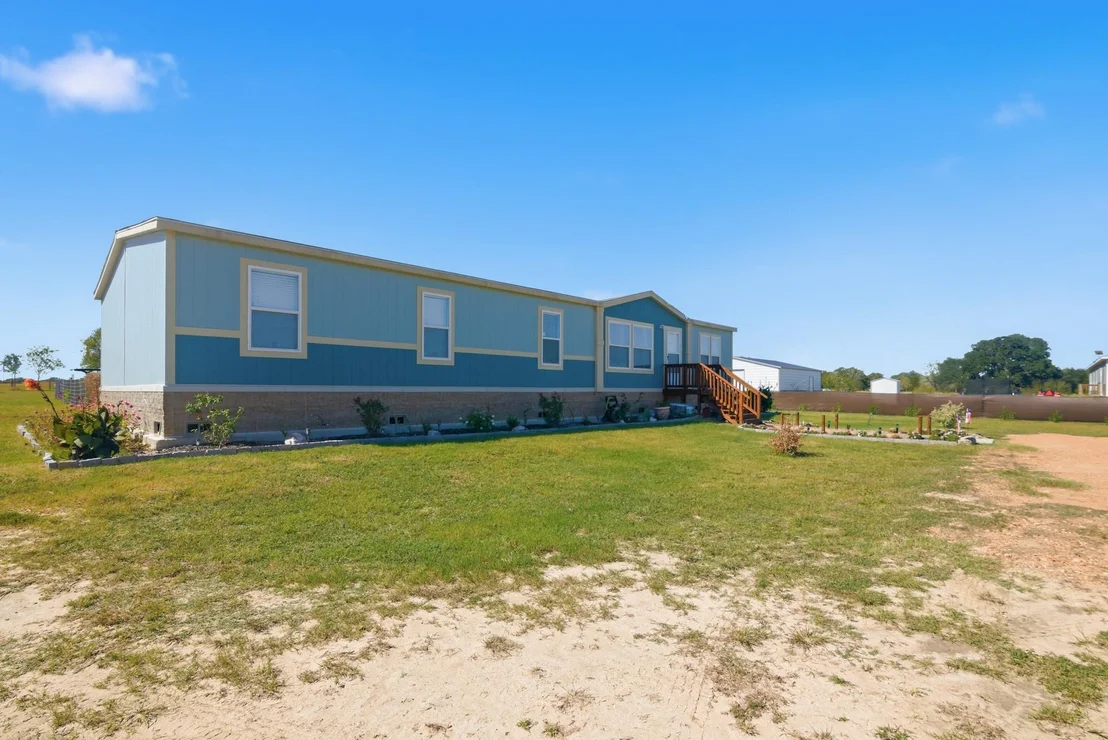 Photo of 12128 County Road 1