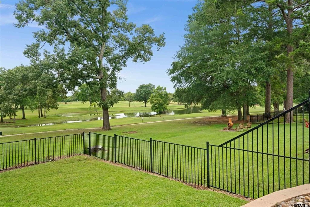 Photo of 420 Bunker Drive