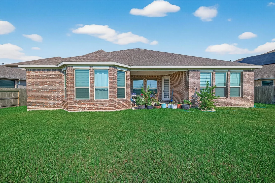 Photo of 8507 Lockridge Valley Trail