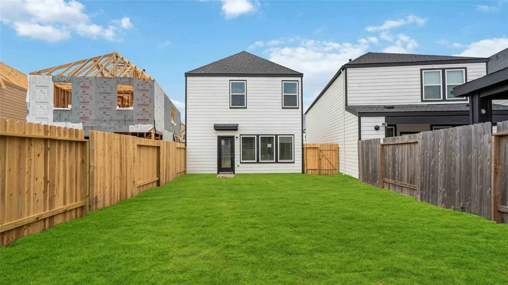 Photo of 2910 Crown Gate Drive