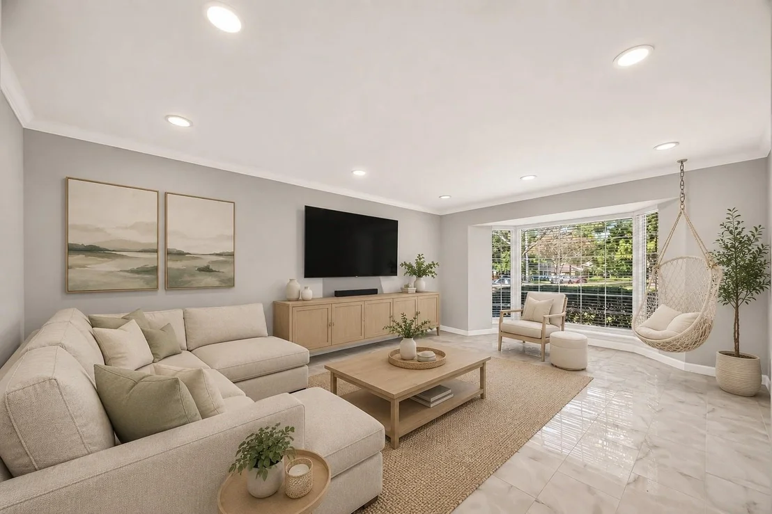 Photo of 418 N Wilcrest Drive