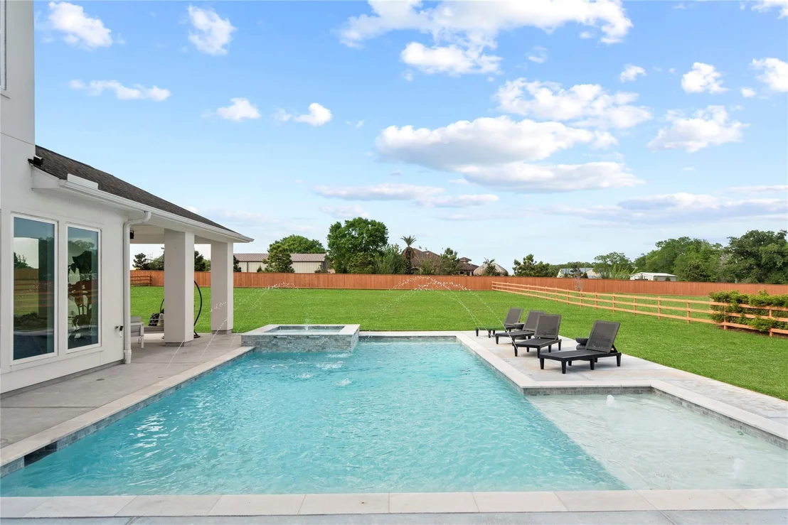 Photo of 29526 Circle S Ranch Trail