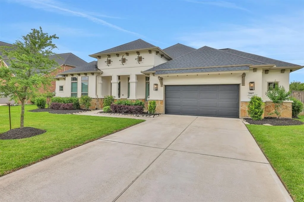 Photo of 29107 Abbey Grove Lane