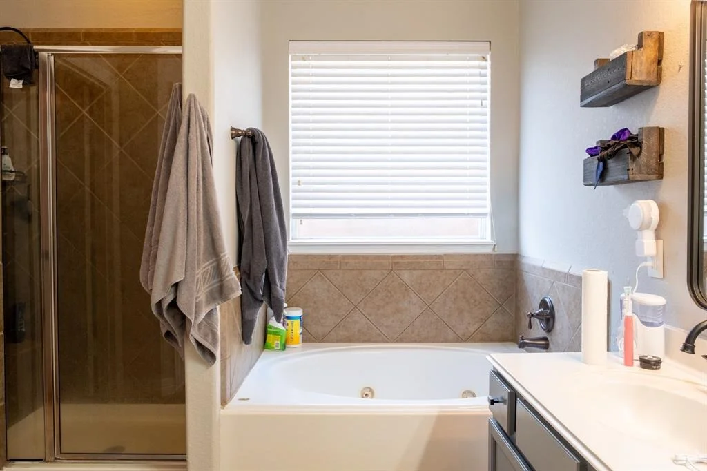 Photo of 28627 Lockeridge View Drive