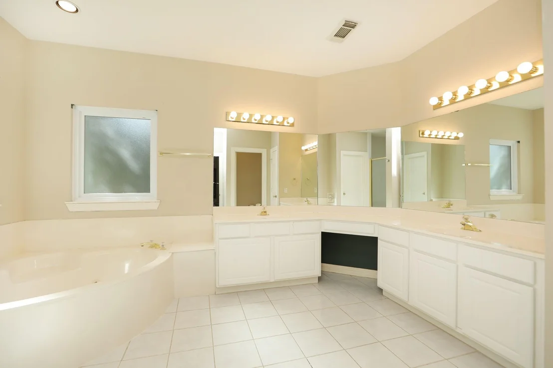 Photo of 21610 Meadowsweet Drive