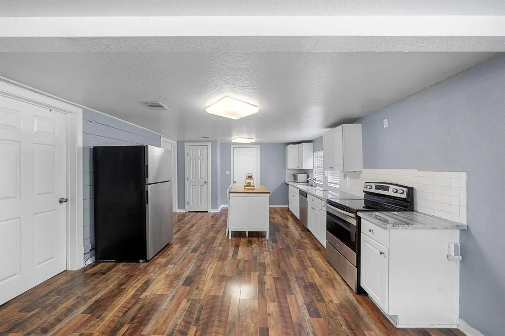 Photo of 1305 Fairview Drive