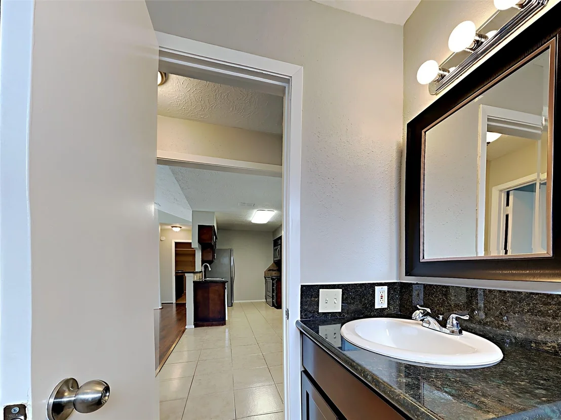Photo of 216 Maple Leaf Drive