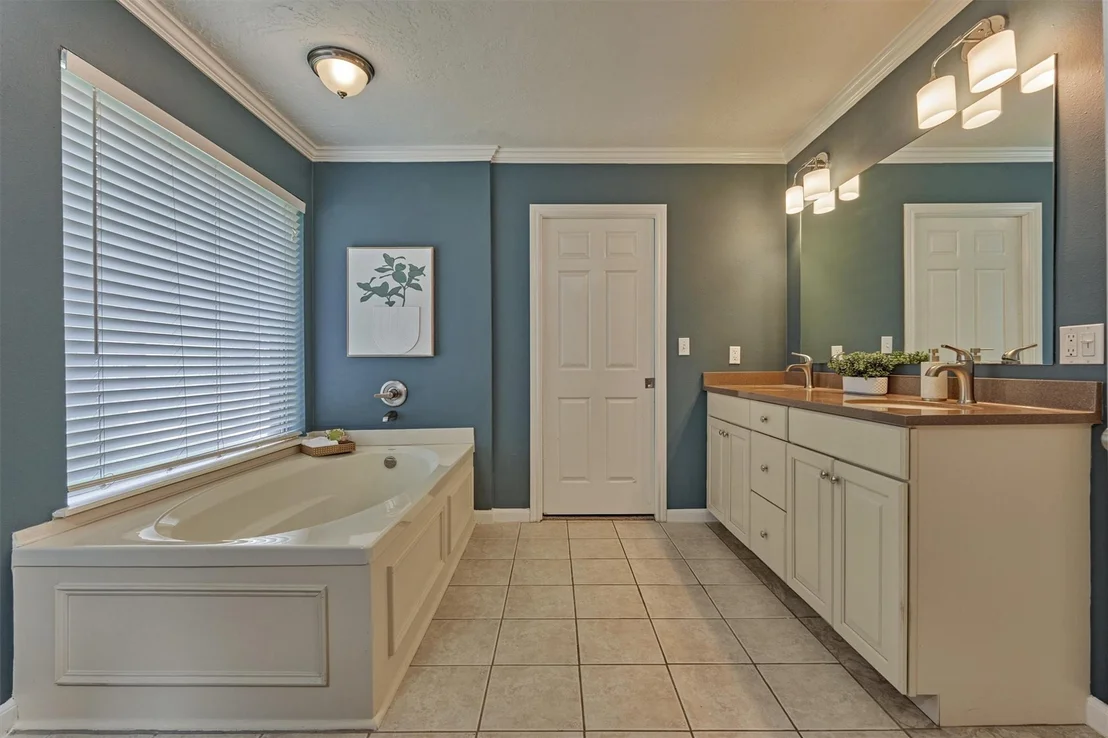 Photo of 8 Wind River Court
