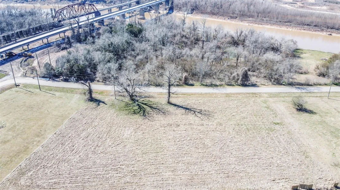 Photo of 38030 Boot Hill Road E