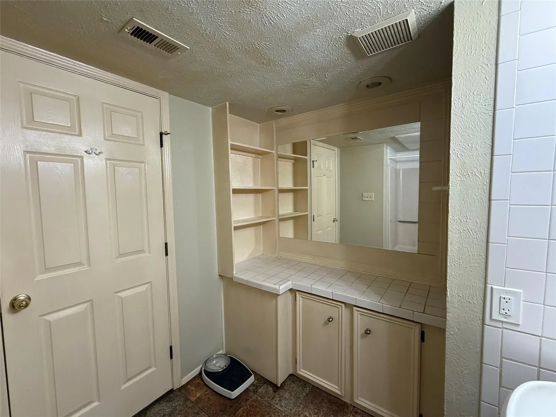 Photo of 24303 Four Sixes Lane