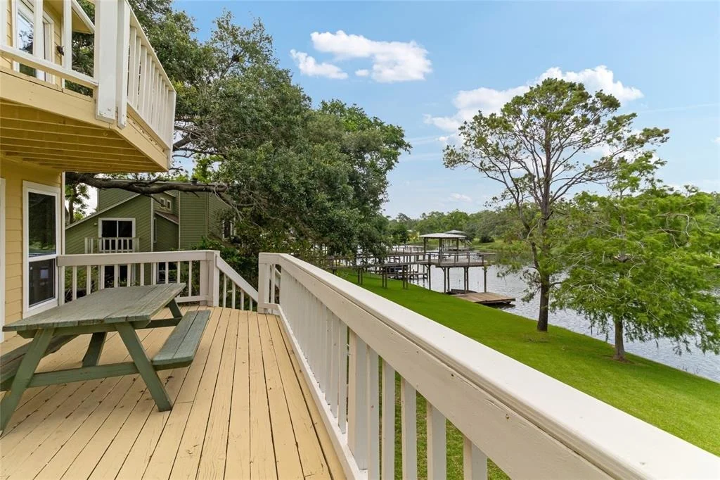 Photo of 287 County Road 416