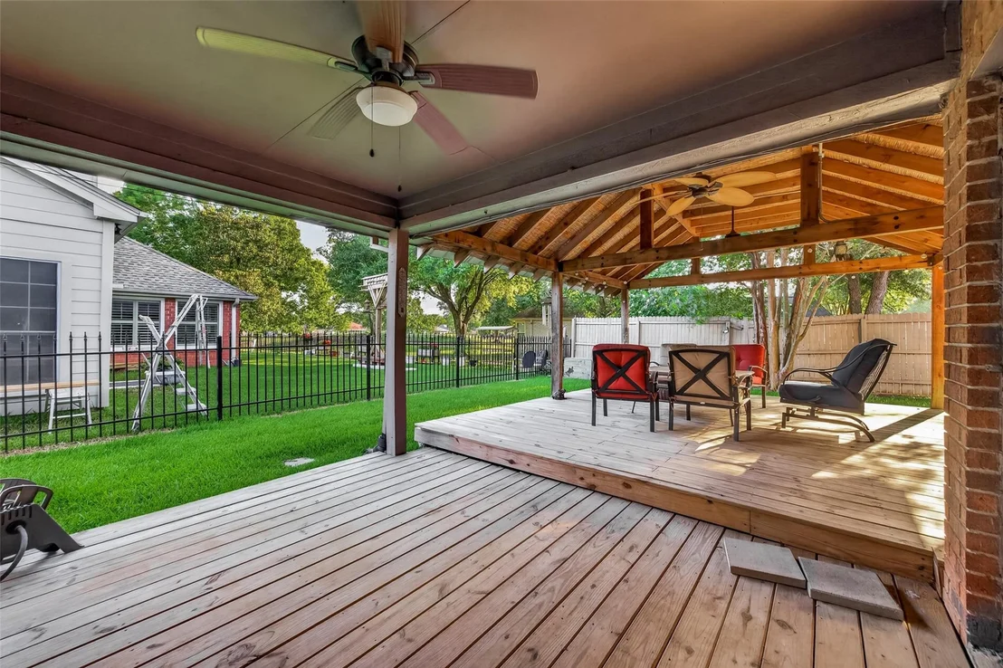 Photo of 818 Maple Branch Lane