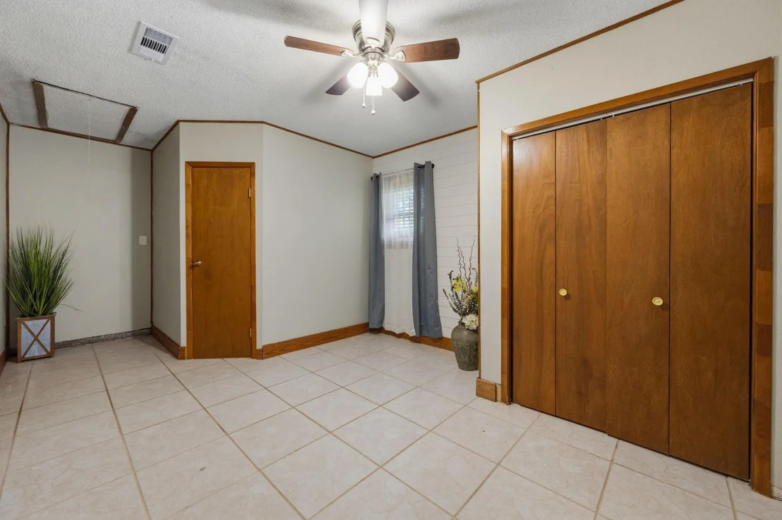 Photo of 2245 County Road 381 S