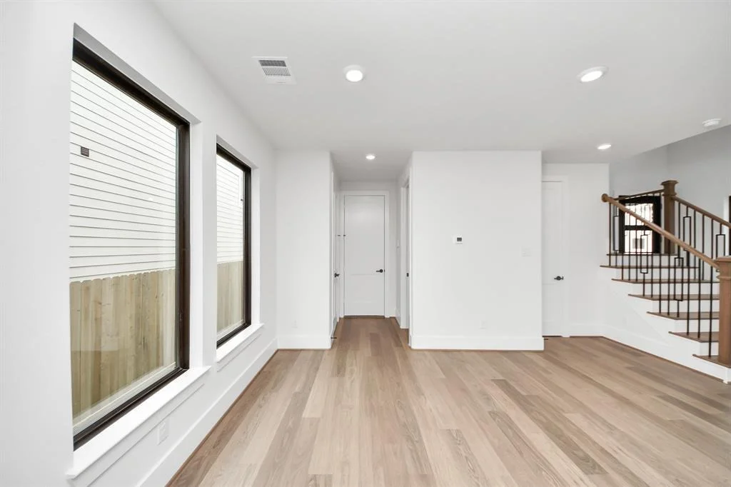 Photo of 405 Forest Reserve Place