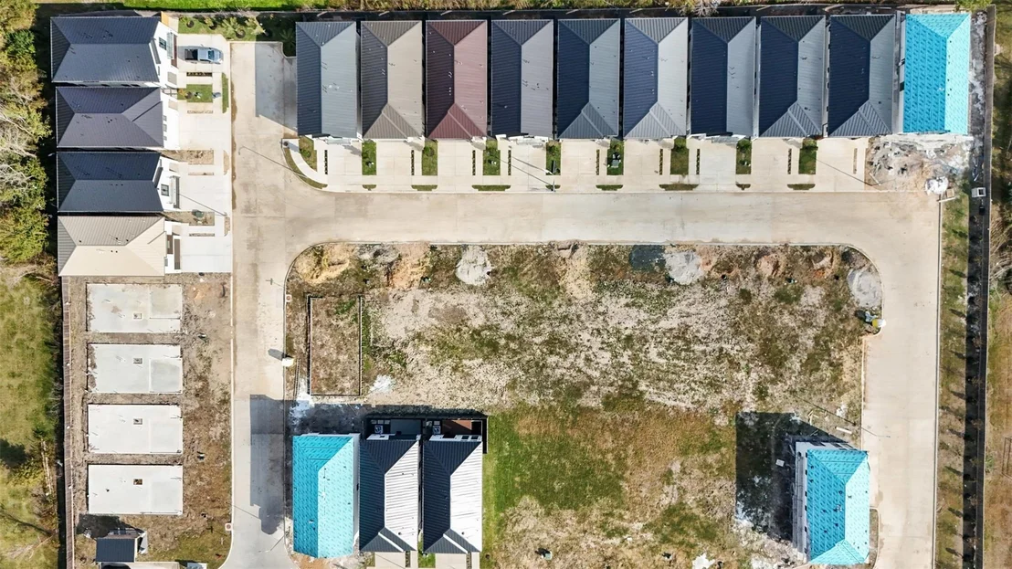 Photo of 619 Rolling Oaks