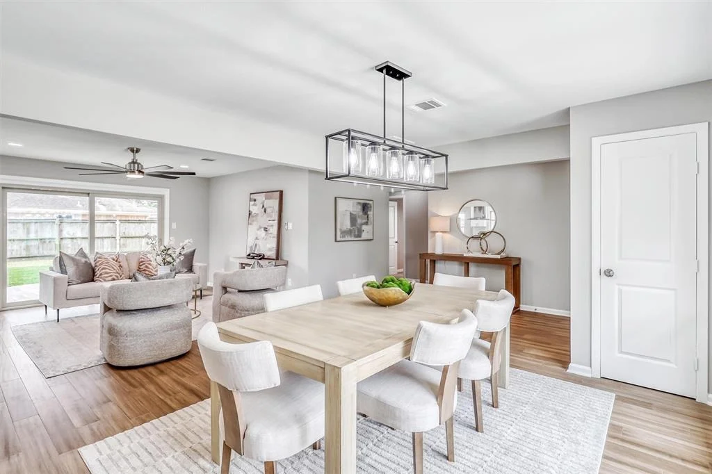 Photo of 2214 Lazybrook Drive
