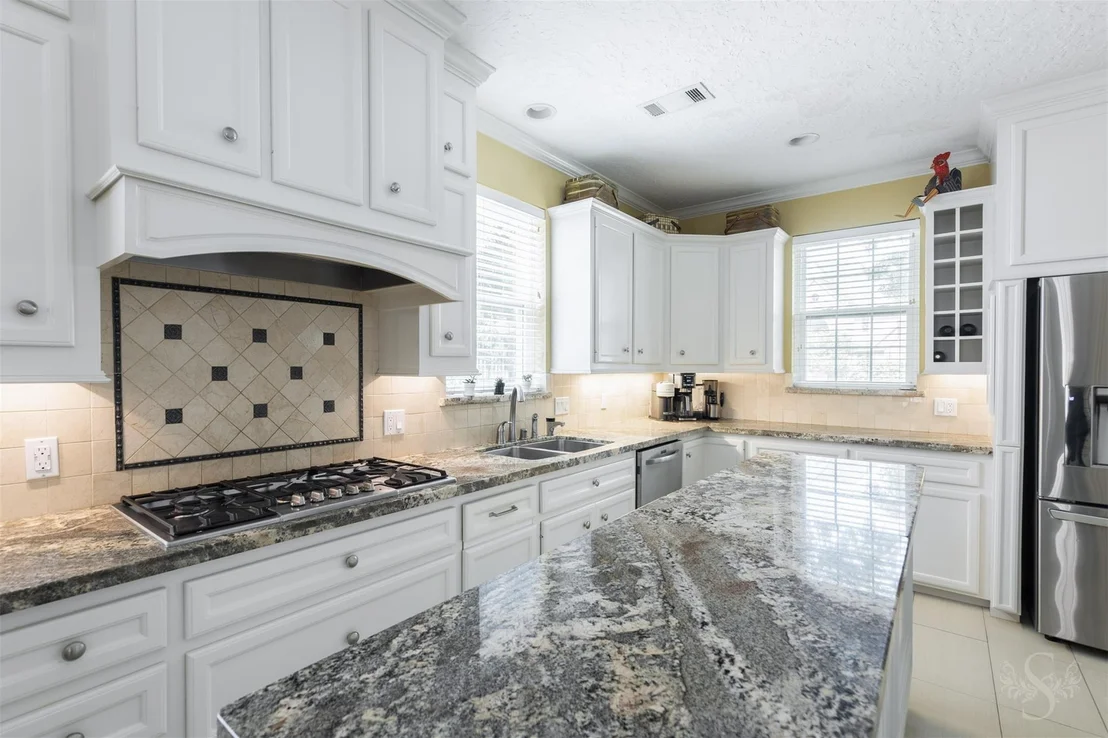Photo of 1107 Flagmore Drive