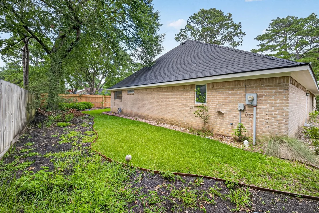 Photo of 7111 Halfpenny Road