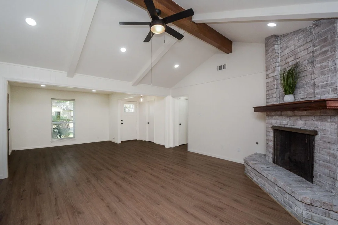 Photo of 9719 Springmont Drive