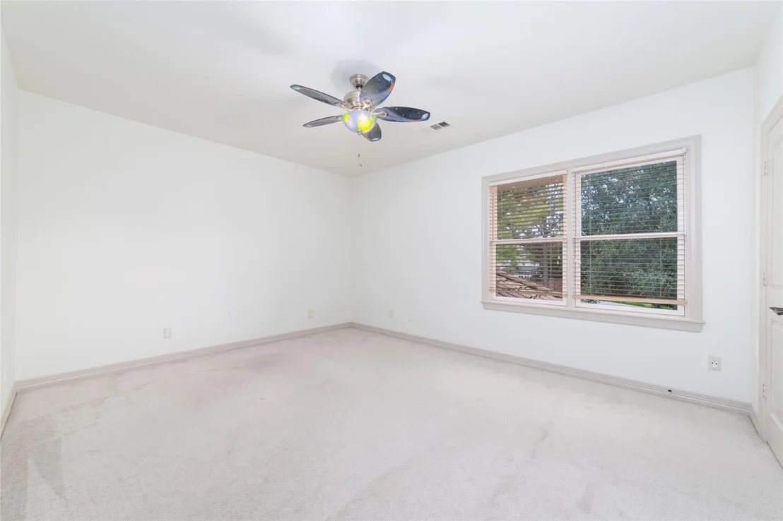 Photo of 2822 Stuart Manor