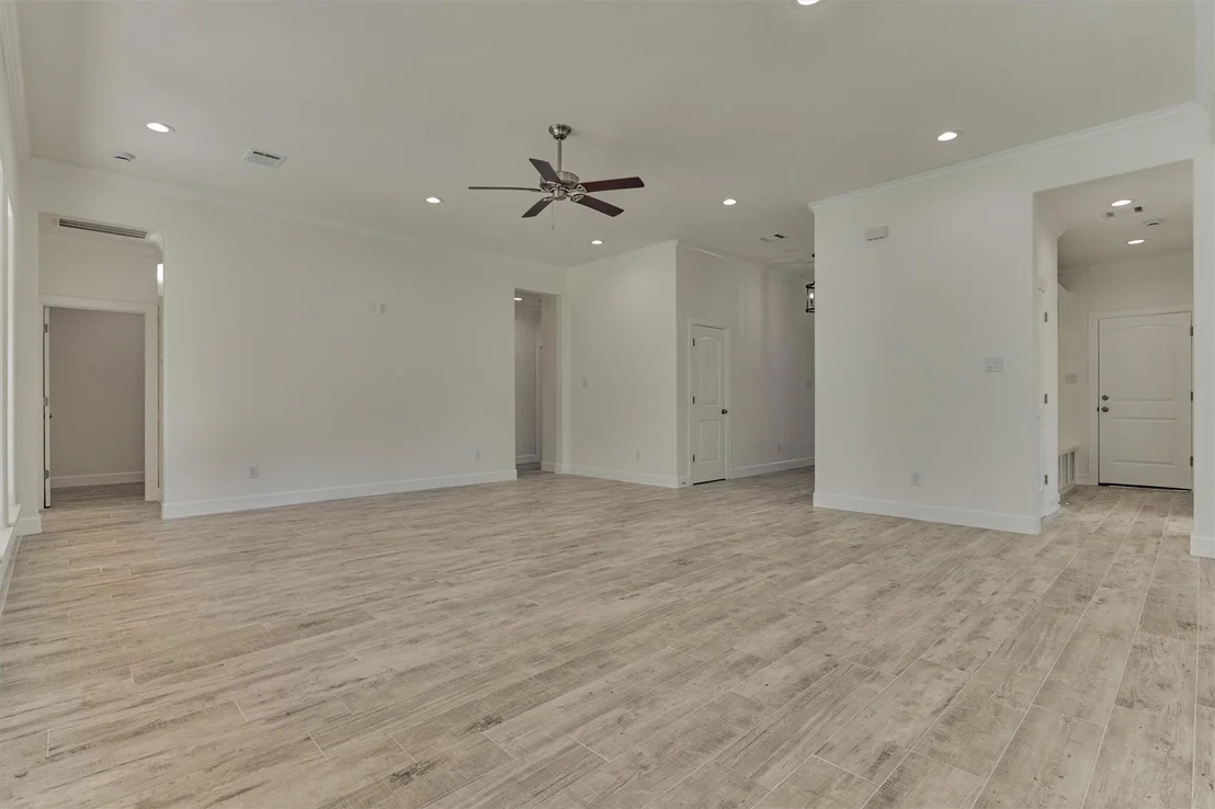Photo of 1718 Eastvale Drive