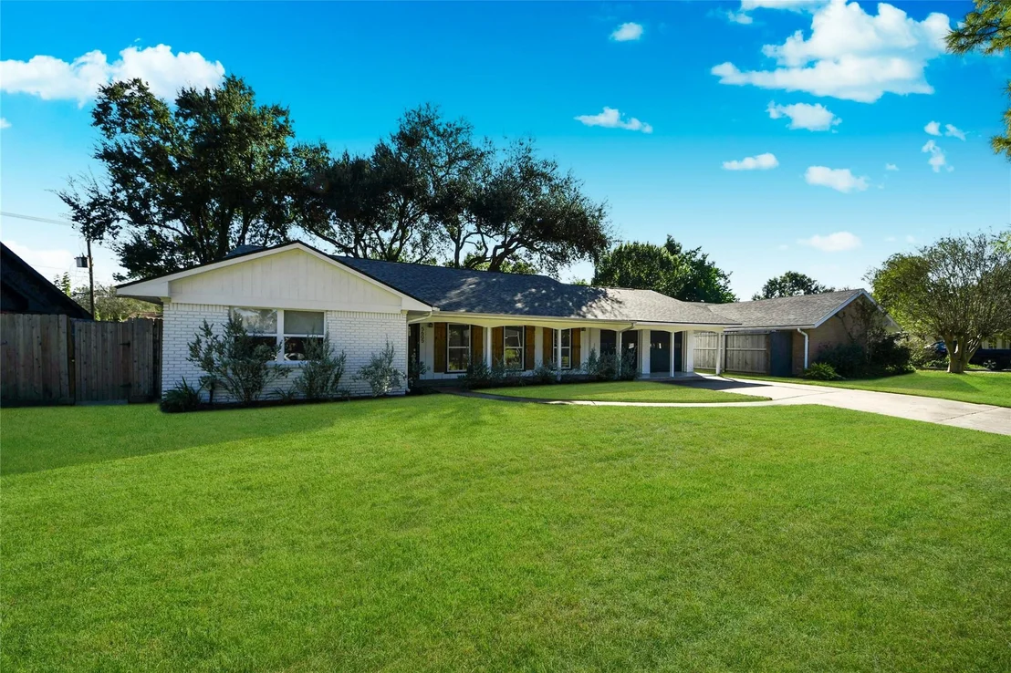 Photo of 5605 Flack Drive