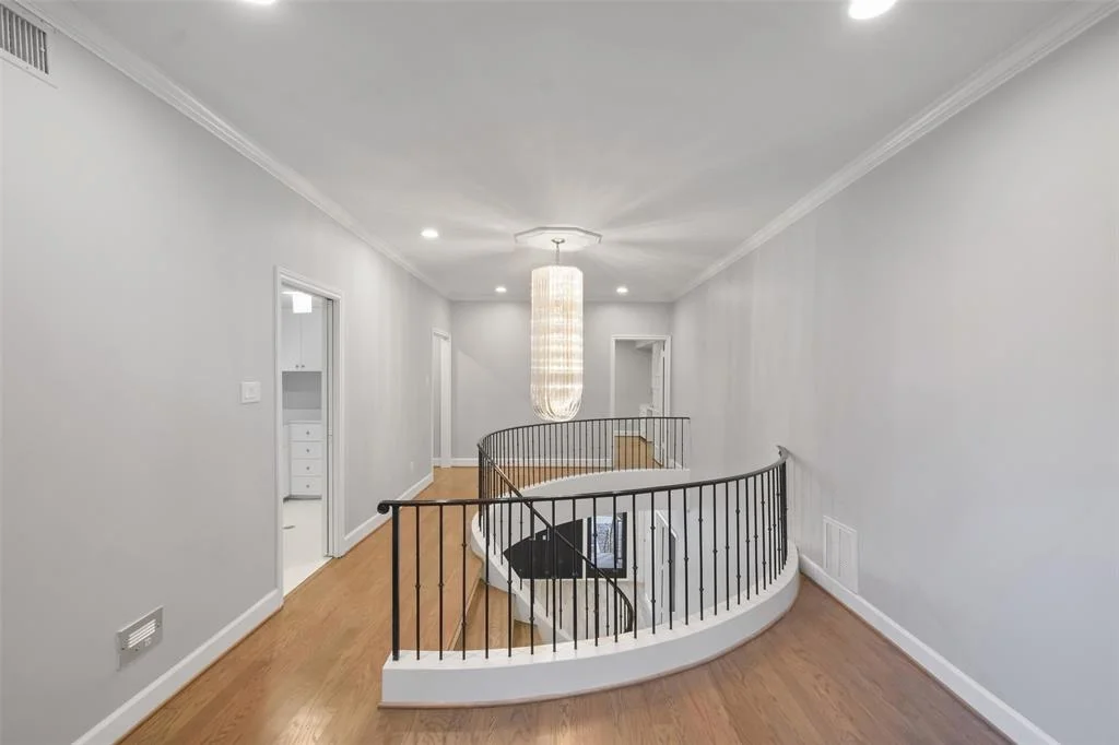 Photo of 5110 Contour Place