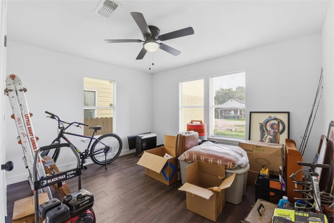 Photo of 2217 Creston Drive