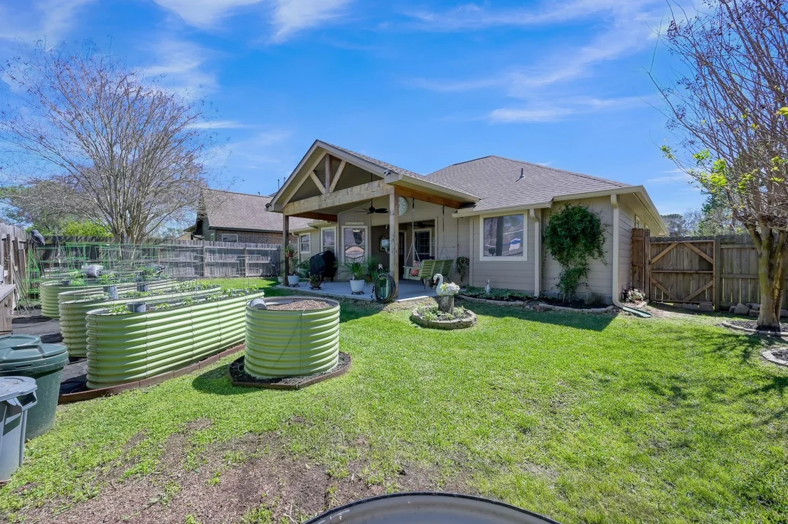 Photo of 7034 Pleasure Lake Drive
