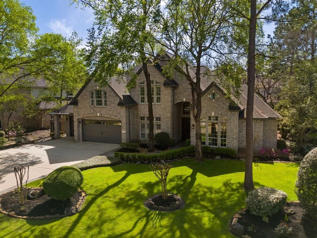 Photo of 27 Snow Pond Place