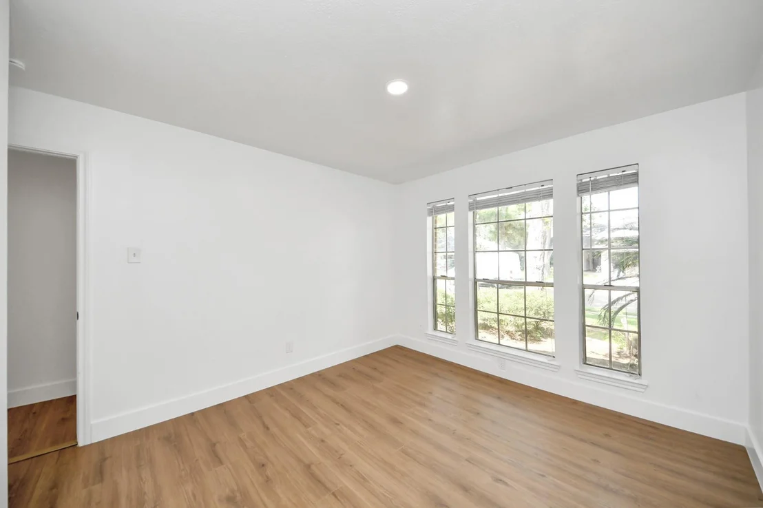Photo of 1330 Three Forks Drive