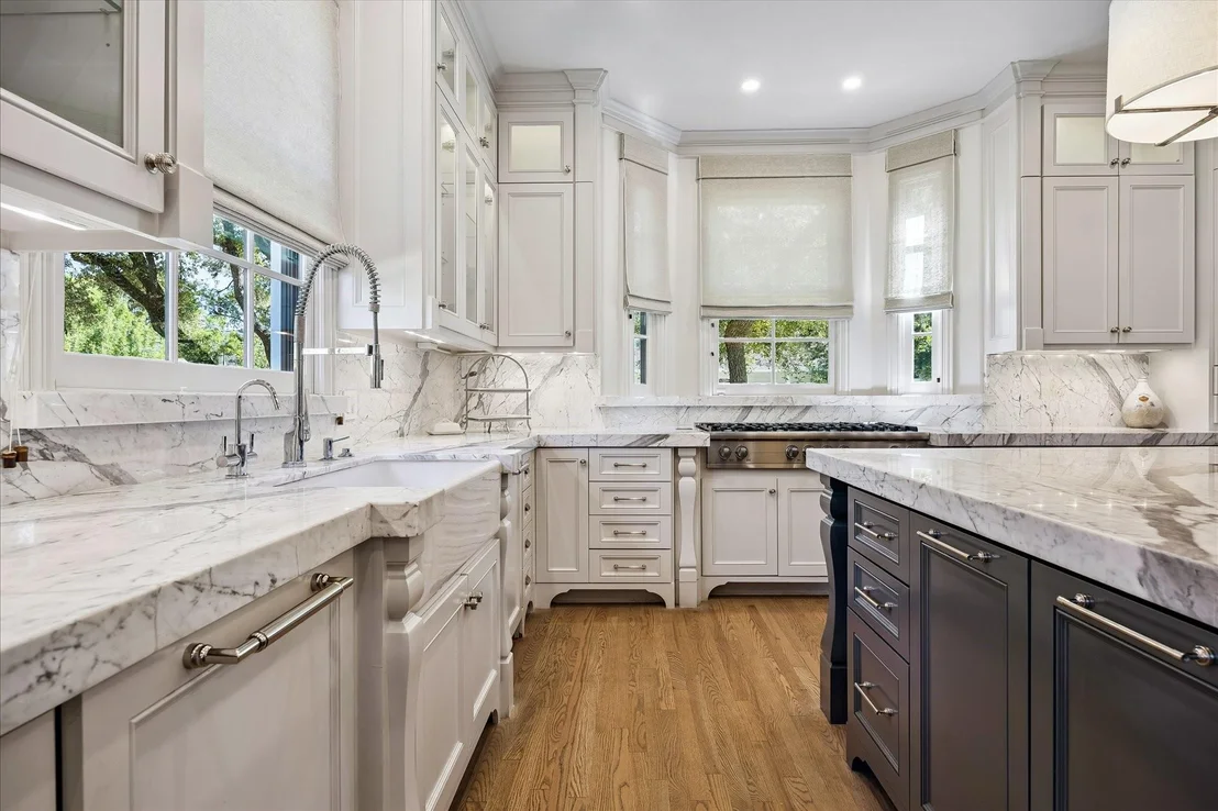 Photo of 1020 River Glynn Drive