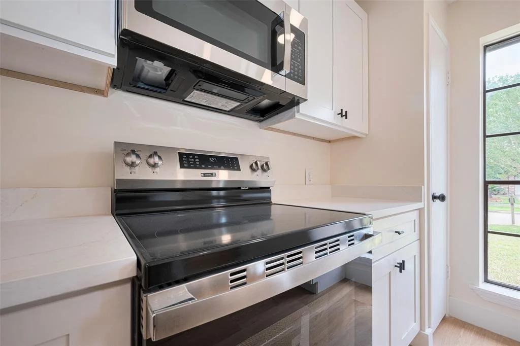 Photo of 839 Voyager Drive